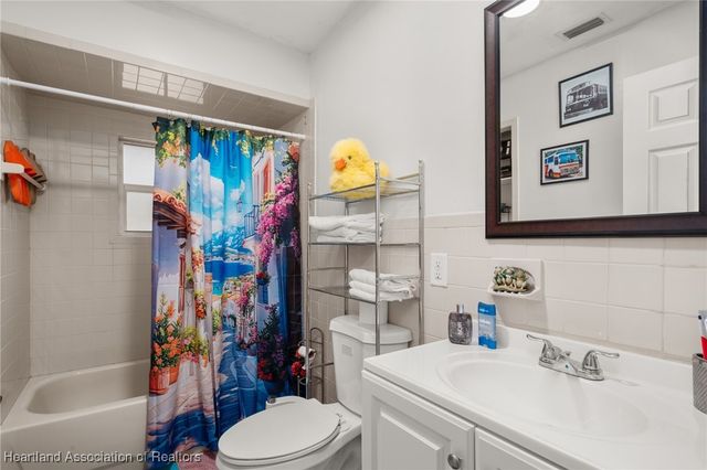 50 Rising R Road, Lake Placid, FL 33852