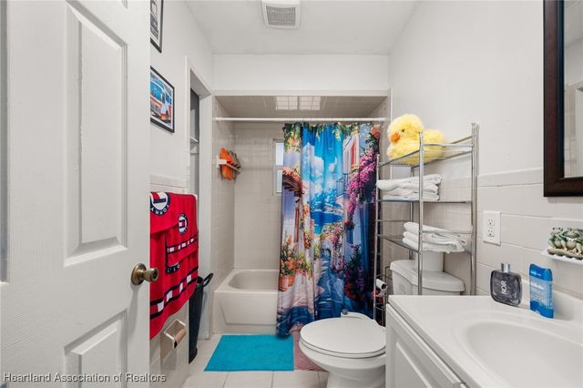 50 Rising R Road, Lake Placid, FL 33852