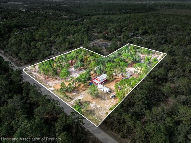 50 Rising R Road, Lake Placid, FL 33852