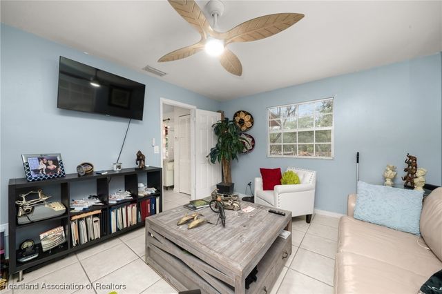 50 Rising R Road, Lake Placid, FL 33852