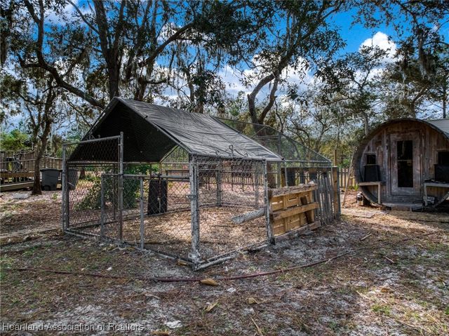 50 Rising R Road, Lake Placid, FL 33852