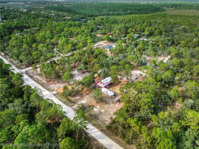 50 Rising R Road, Lake Placid, FL 33852