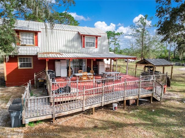 50 Rising R Road, Lake Placid, FL 33852