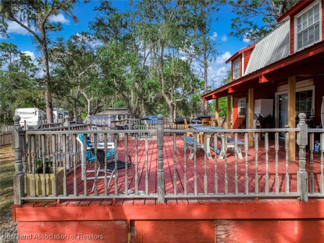 50 Rising R Road, Lake Placid, FL 33852