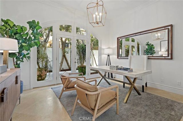11709 Wetherby Lane, Los Angeles, CA 90077