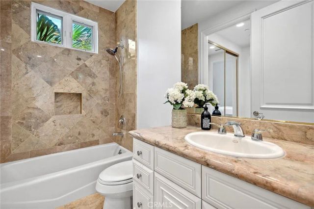 11709 Wetherby Lane, Los Angeles, CA 90077