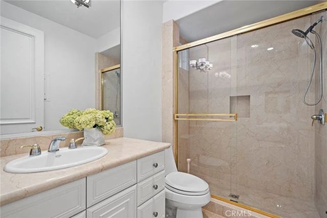 11709 Wetherby Lane, Los Angeles, CA 90077