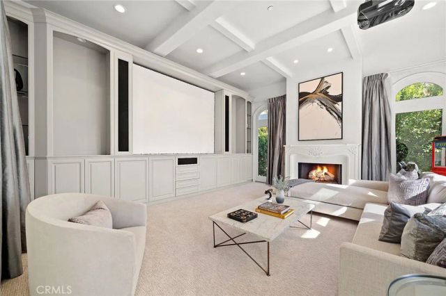 11709 Wetherby Lane, Los Angeles, CA 90077