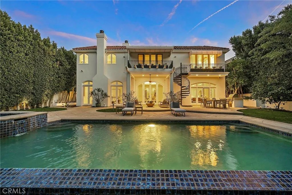 11709 Wetherby Lane, Los Angeles, CA 90077