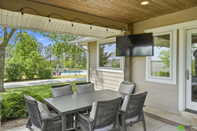 17879 S 68th Street, Hickman, NE 68372