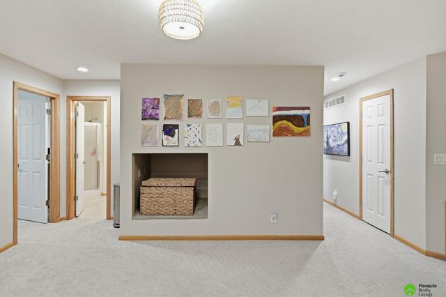 17879 S 68th Street, Hickman, NE 68372