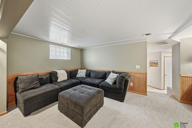 17879 S 68th Street, Hickman, NE 68372