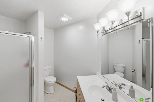 17879 S 68th Street, Hickman, NE 68372