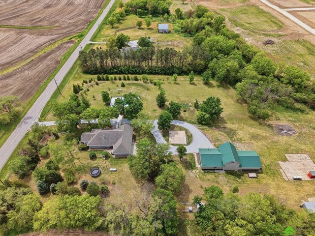 17879 S 68th Street, Hickman, NE 68372
