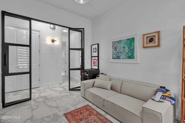 6155 WHISTLING SWAN Place, El Paso, TX 79932