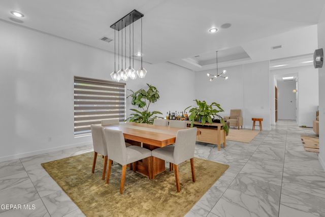 6155 WHISTLING SWAN Place, El Paso, TX 79932