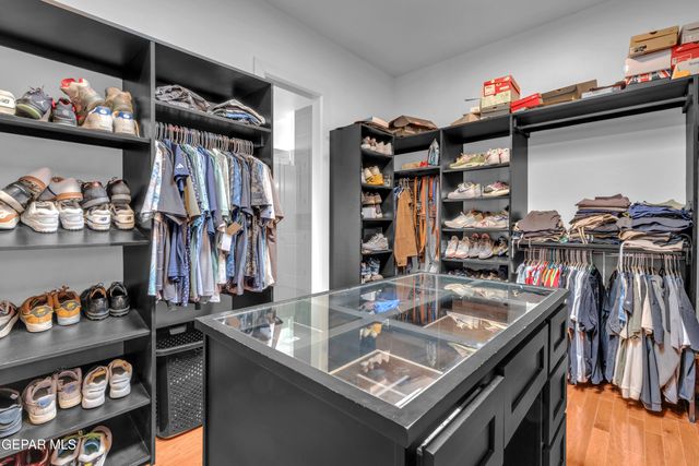 6155 WHISTLING SWAN Place, El Paso, TX 79932