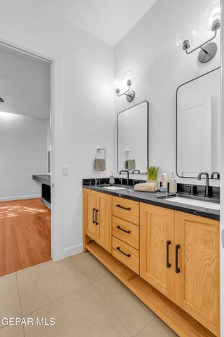 6155 WHISTLING SWAN Place, El Paso, TX 79932