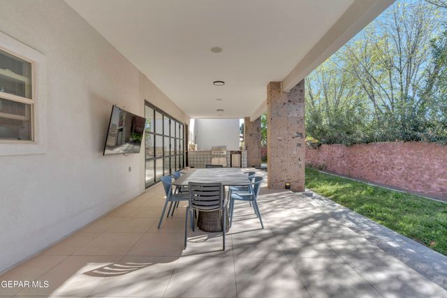 6155 WHISTLING SWAN Place, El Paso, TX 79932