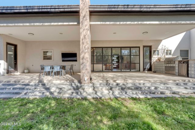 6155 WHISTLING SWAN Place, El Paso, TX 79932