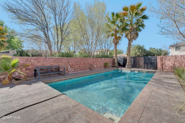 6155 WHISTLING SWAN Place, El Paso, TX 79932