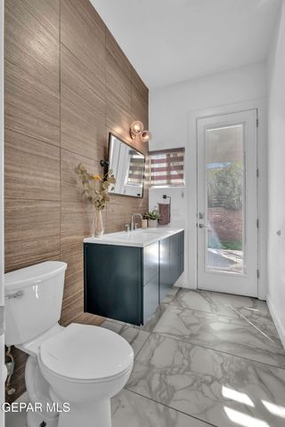 6155 WHISTLING SWAN Place, El Paso, TX 79932