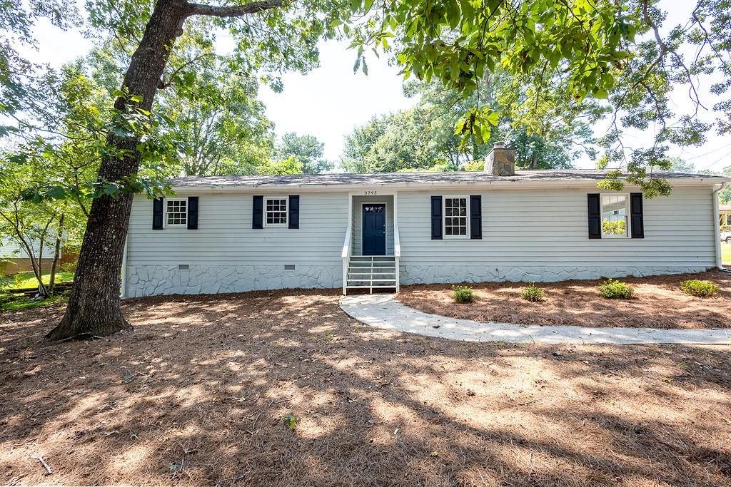 3795 Willowbrook Drive, Douglasville, GA 30135