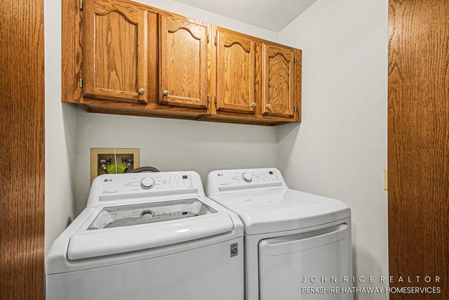 4077 Grandview Terrace SW, Grandville, MI 49418