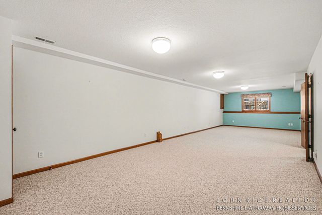 4077 Grandview Terrace SW, Grandville, MI 49418