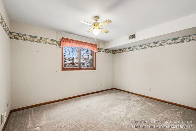 4077 Grandview Terrace SW, Grandville, MI 49418