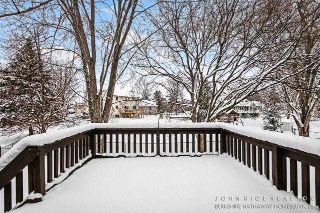 4077 Grandview Terrace SW, Grandville, MI 49418