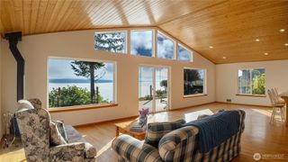 15 A Saratoga Drive, Hat Island, WA 98206