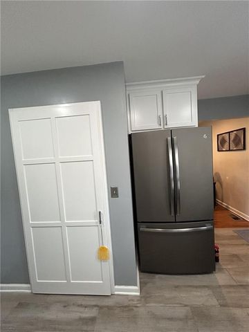 4880 Oakland Avenue, Kansas City, KS 66102