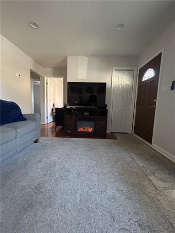 4880 Oakland Avenue, Kansas City, KS 66102