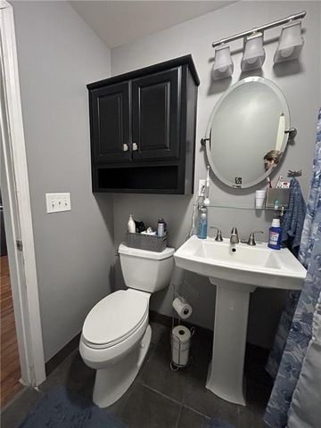 4880 Oakland Avenue, Kansas City, KS 66102