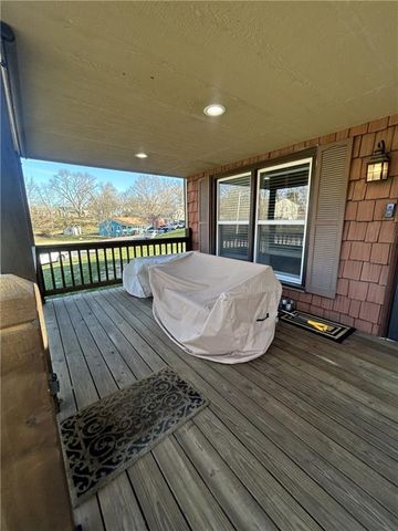 4880 Oakland Avenue, Kansas City, KS 66102