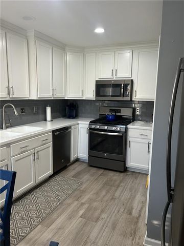 4880 Oakland Avenue, Kansas City, KS 66102