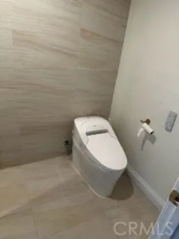 969 Hilgard, Los Angeles, CA 90024