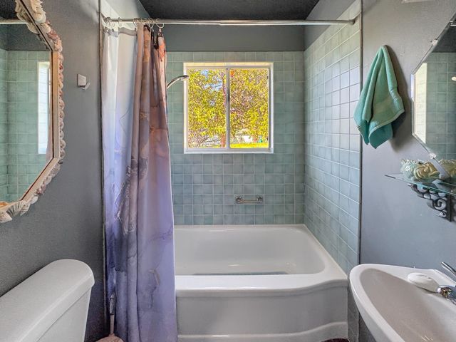 10090 West Dr, Grass Valley, CA 95945