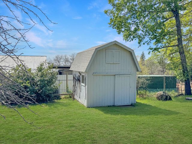 10090 West Dr, Grass Valley, CA 95945