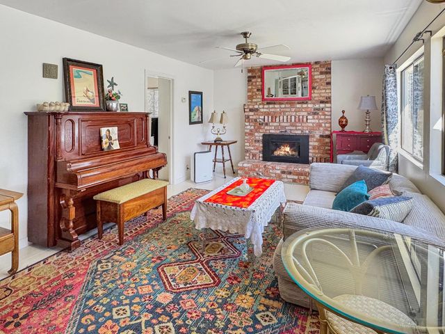 10090 West Dr, Grass Valley, CA 95945