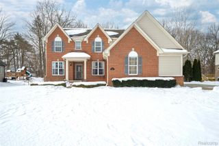 9623 Windsor Lane, Springfield Charter Township, MI 48348