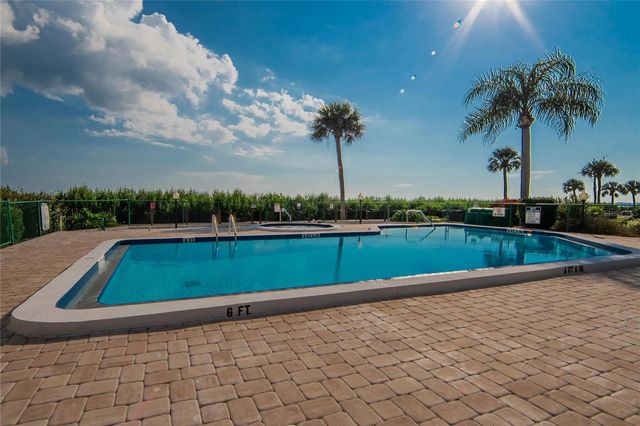 3415 WILD OAK BAY BOULEVARD 427, Bradenton, FL 34210