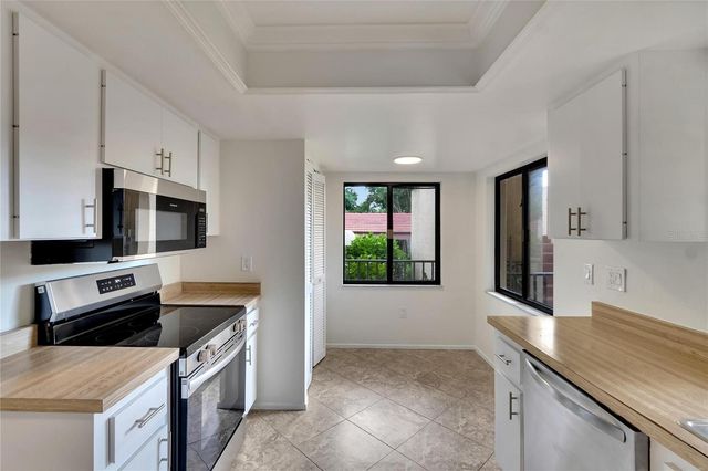 3415 WILD OAK BAY BOULEVARD 427, Bradenton, FL 34210