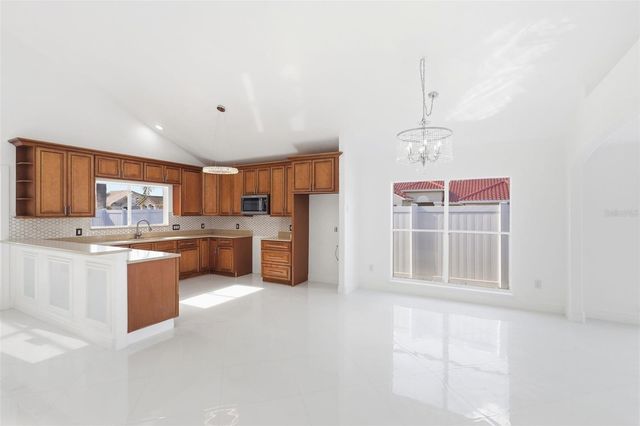 3904 WOODSFIELD COURT, Orlando, FL 32822