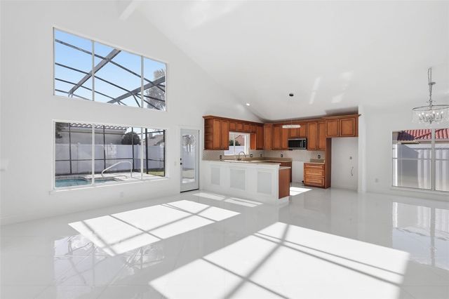 3904 WOODSFIELD COURT, Orlando, FL 32822