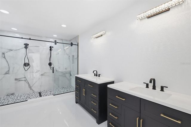 3904 WOODSFIELD COURT, Orlando, FL 32822