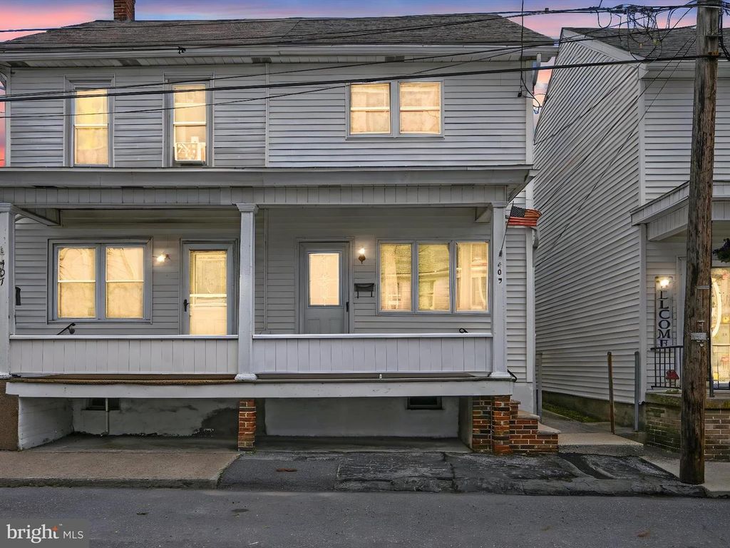 409 S MIDDLE ST, Frackville, PA 17931