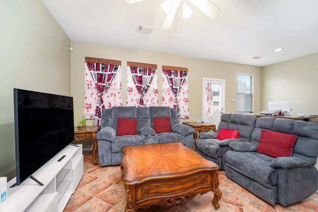 6127 Morningshire Lane, Houston, TX 77084