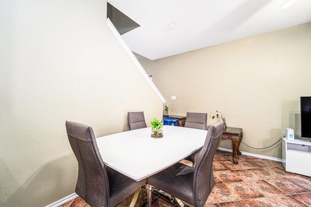 6127 Morningshire Lane, Houston, TX 77084